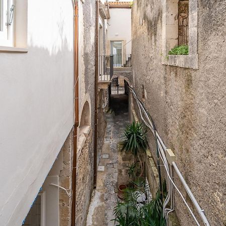 Ortigia Lifestyle 4 Seasons Villa Siraküza Dış mekan fotoğraf
